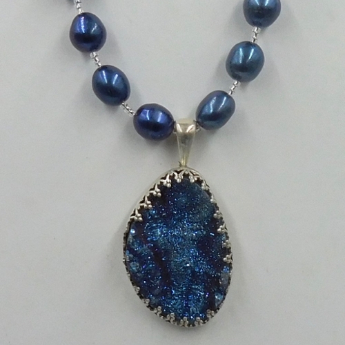 Click to view detail for DKC-2002 Necklace, Blue Druzy, Blue FW Pearls $225